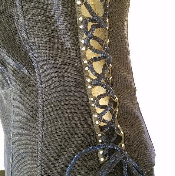 Dress - Picture 3 of 3